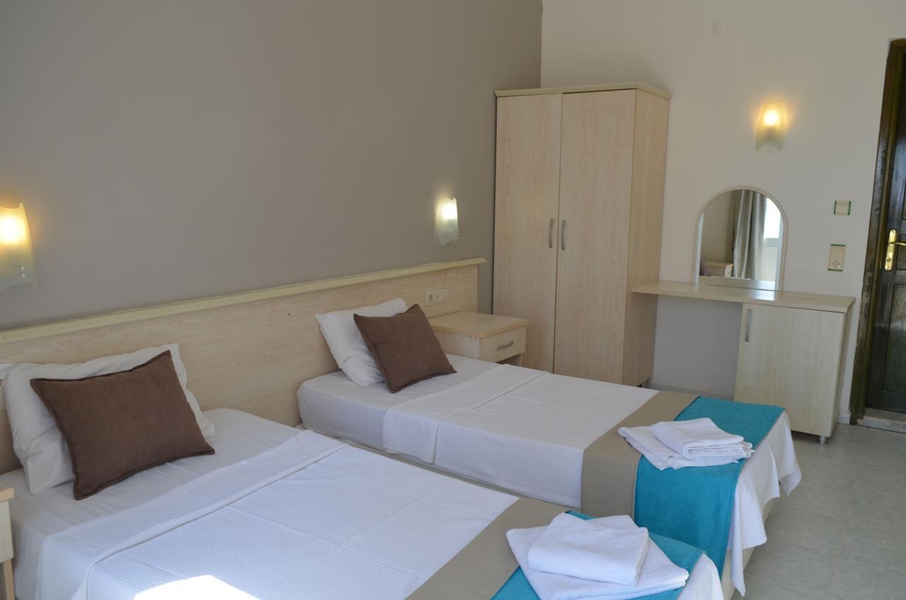 Economy Double or Twin Room,665259552:JPEG